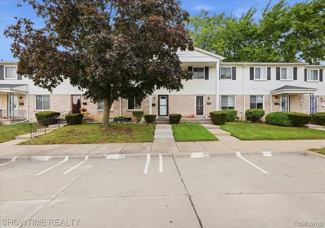 Photo 1 of Condo for sale at 14132 Merriweather St, Sterling Heights, MI 48312 | MLS# 20261064104 | Listing updated on 2026-09-18