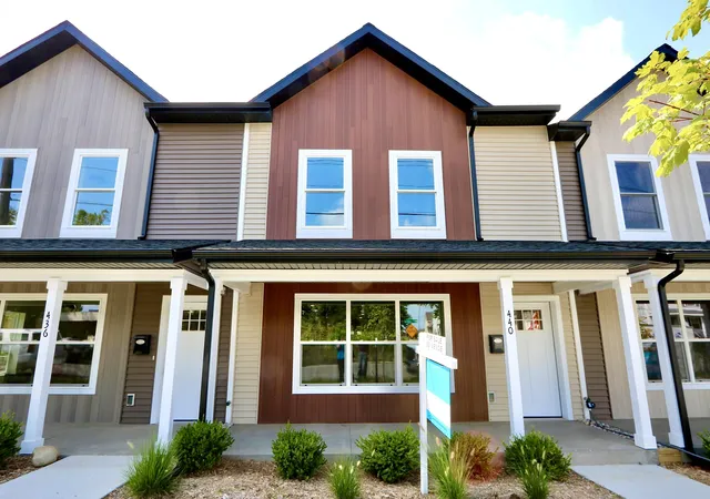 Condo for sale at 440 Pleasant St SW, Grand Rapids, MI 49503 | MLS# 65026042314 | Listing updated on 2026-08-13