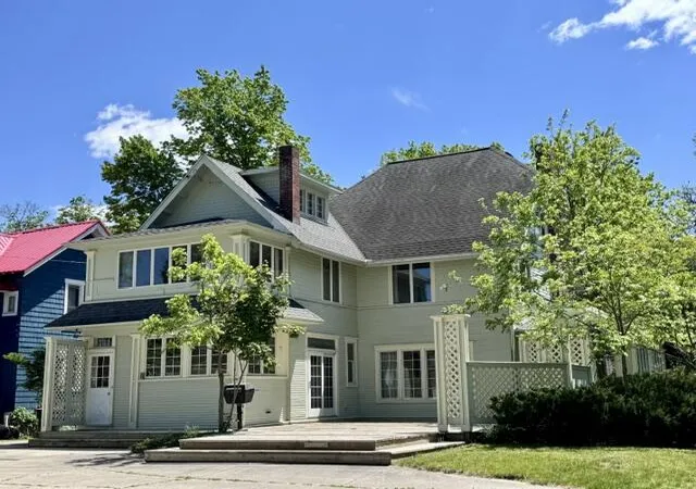 1st image of 430 W Upton Ave, Reed City, MI 49677 | MLS# 72026042310