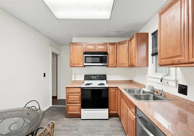 Photo 3 of Single family home for sale at 22 Brighton St, Highland Park, MI 48203 | MLS# 20261064109 | Listing updated on 2026-08-19