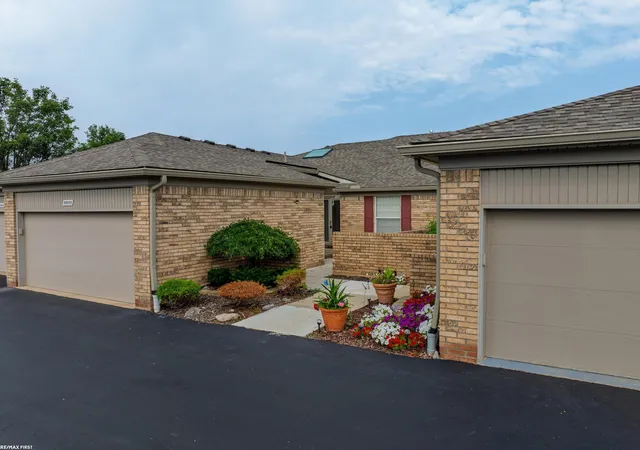 Photo 1 of Condo for sale at 59055 Golden Oak Ct, Washington, MI 48094 | MLS# 58050218339 | Listing updated on 2026-08-12