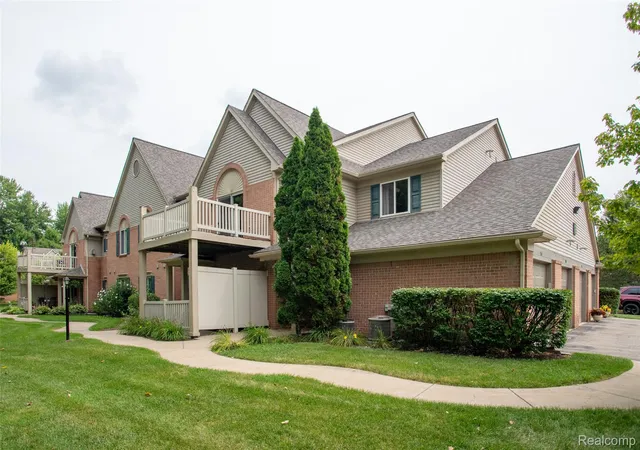Photo 1 of Sale Pending at 361 Marigold Cir, Westland, MI 48185 | MLS# 20261064119 | Listing updated on 2026-09-18