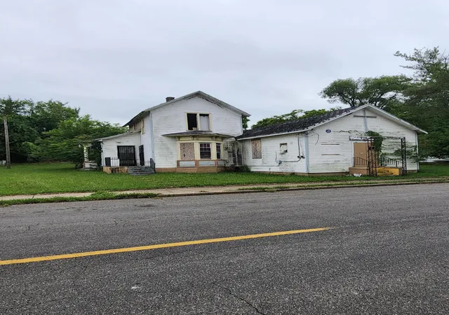 1st image of 429 W Hamblin Ave W, Battle Creek, MI 49037 | MLS# 66026042318