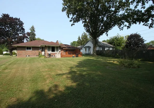 Photo 3 of Single family home for sale at 23348 Harvard Shore Dr, Clinton Township, MI 48035 | MLS# 58050218346 | Listing updated on 2026-09-09