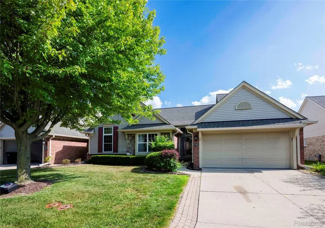 Photo 2 of Condo for sale at 5786 Ortman Dr, Sterling Heights, MI 48314 | MLS# 20261064126 | Listing updated on 2026-09-01