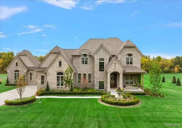 Photo 2 of Single family home for sale at 62477 Rosina Ct, Ray, MI 48096 | MLS# 20261064133 | Listing updated on 2026-08-28
