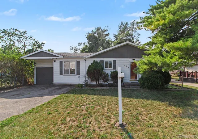 Photo 2 of Single family home for sale at 360 Woodlawn Ave, Ypsilanti, MI 48198 | MLS# 20261064147 | Listing updated on 2026-10-01