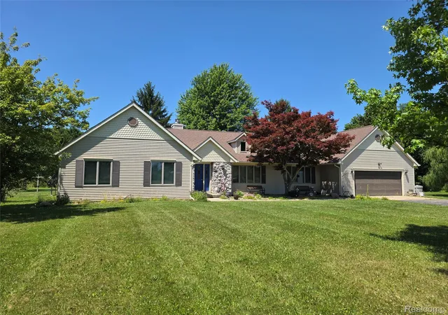 Photo 2 of Single family home for sale at 3581 N Burkhart Rd, Howell, MI 48855 | MLS# 20261064148 | Listing updated on 2026-08-14