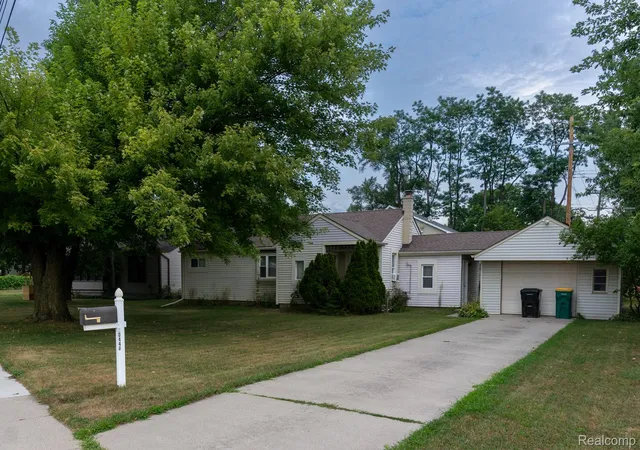 Photo 1 of Single family home for sale at 30446 Shiawassee Rd, Farmington Hills, MI 48336 | MLS# 20261064164 | Listing updated on 2026-08-27