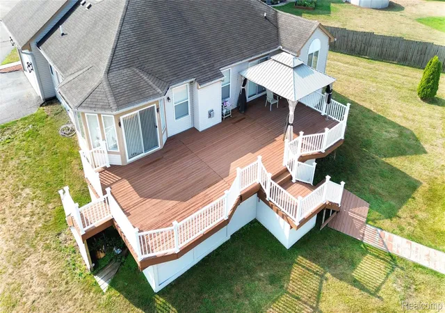 Photo 3 of Single family home for sale at 8032 Lark Ln, Grand Blanc, MI 48439 | MLS# 20261064167 | Listing updated on 2026-09-16