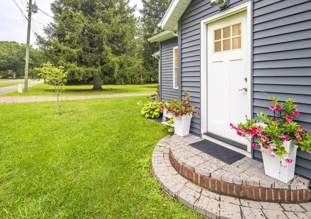 Photo 2 of Single family home for sale at 10084 Gast Rd, Bridgman, MI 49106 | MLS# 69026042363 | Listing updated on 2026-09-22