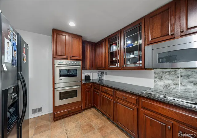 Photo 3 of Single family home for sale at 6380 Ashton Ave, Detroit, MI 48228 | MLS# 20261064172 | Listing updated on 2026-08-16
