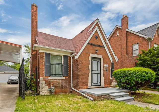 Photo 3 of Single family home for sale at 13084 Corbett St, Detroit, MI 48213 | MLS# 20261064176 | Listing updated on 2026-09-15