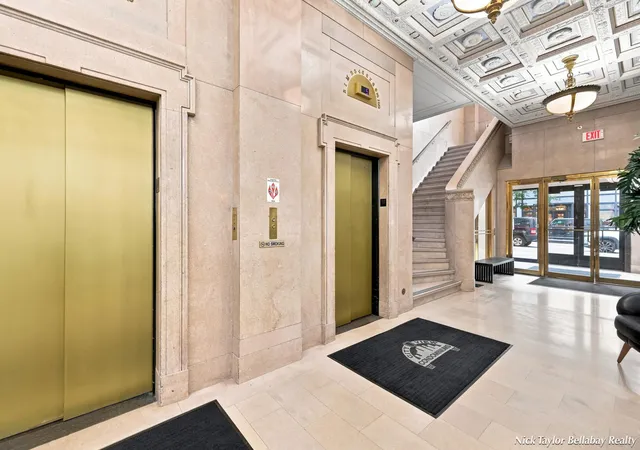Listing Photo 4 - Condo for sale in building located at 60 Monroe Ctr St Nw, Kent, MI 49503 - Unit #7C