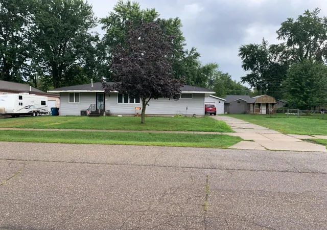 1st image of 447 Riverside Dr, Watervliet, MI 49098 | MLS# 69026042372