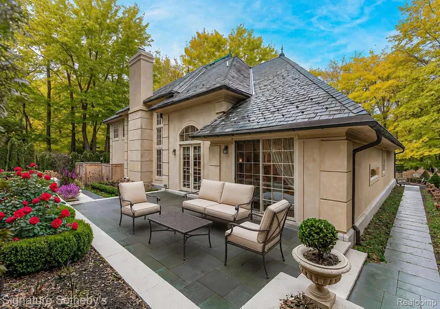 Photo 26 of Single family home for sale at 840 Lakeside Dr, Birmingham City Oakland, MI 48009 | MLS# 20261064193 | Listing updated on 2026-08-26