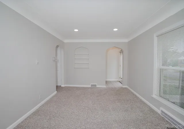 Photo 4 of Single family home for sale at 19168 Berden St, Grosse Pointe, MI 48236 | MLS# 20261064196 | Listing updated on 2026-09-11