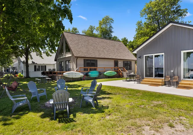 Photo 4 of Single family home for sale at 2751 Russell Dr, Wayland, MI 49348 | MLS# 65026042376 | Listing updated on 2026-08-14