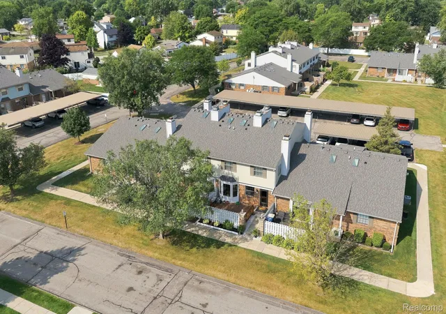 Photo 4 of Condo for sale at 2101 E Vine Way Dr #93, Canton, MI 48188 | MLS# 20261064199 | Listing updated on 2026-09-12