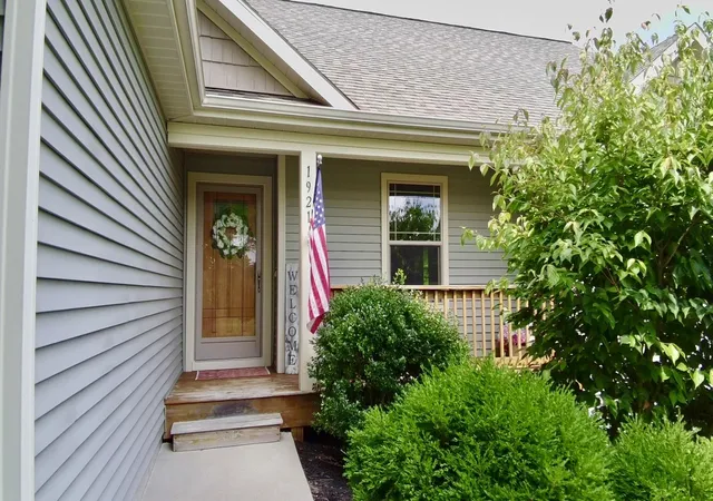 2nd image of 1921 Sweetfern Wy, Traverse City, MI 49696 | MLS# 78080072275