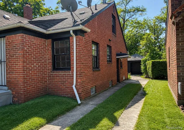 Photo 3 of Single family home for sale at 15711 Birwood St, Detroit, MI 48238 | MLS# 20261064204 | Listing updated on 2026-09-12