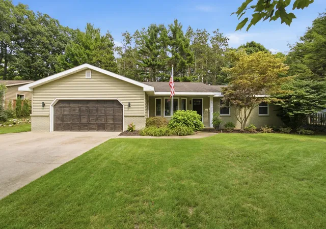 Photo 1 of Sale Pending at 13172 Sikkema Dr, Grand Haven, MI 49417 | MLS# 71026042390 | Listing updated on 2026-08-28