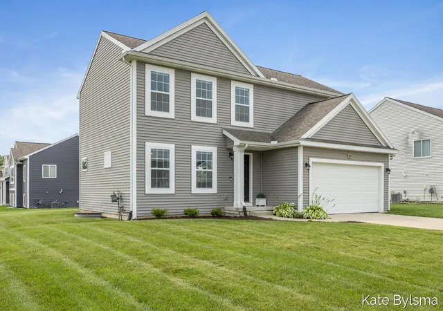 2nd image of 4614 Quaker Hill Ct, Grand Rapids, MI 49512 | MLS# 65026042386