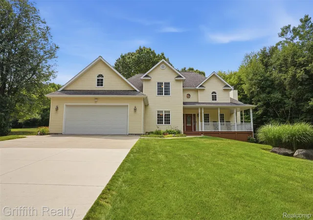 Photo 2 of Single family home for sale at 3304 Vienna Rd E, Clio, MI 48420 | MLS# 20261064207 | Listing updated on 2026-08-15