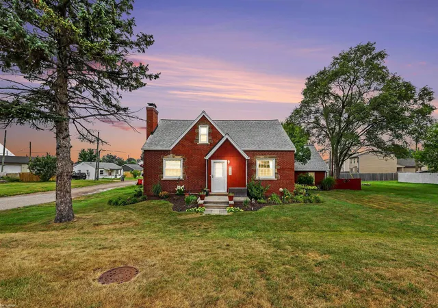 Photo 1 of Sale Pending at 35746 Utica Rd, Clinton Township, MI 48035 | MLS# 58050218372 | Listing updated on 2026-09-01