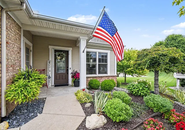 Photo 3 of Condo for sale at 5969 Elmwood Ct, Hudsonville, MI 49426 | MLS# 65026042396 | Listing updated on 2026-09-10