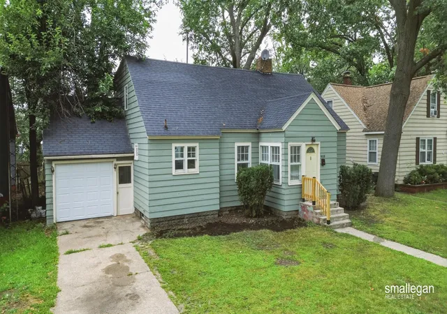 Photo 1 of Single family home for sale at 958 Ada Ave, Muskegon, MI 49442 | MLS# 65026042400 | Listing updated on 2026-10-05