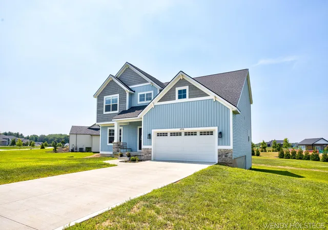 1st image of 12713 Ridgedale Dr, Allendale, MI 49401 | MLS# 71026042398
