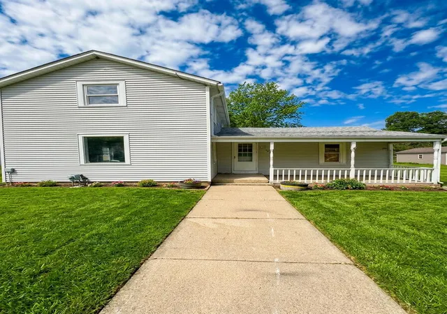 1st image of 327 N Robinson St, Schoolcraft, MI 49087 | MLS# 66026042403