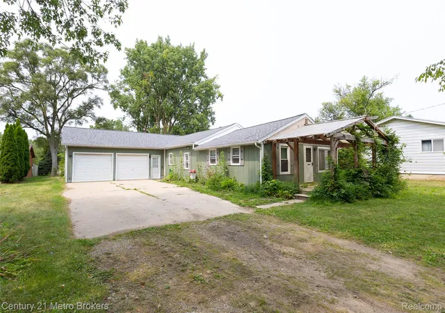 1st image of 3063 Stockbridge St, Flint, MI 48506 | MLS# 20261064248