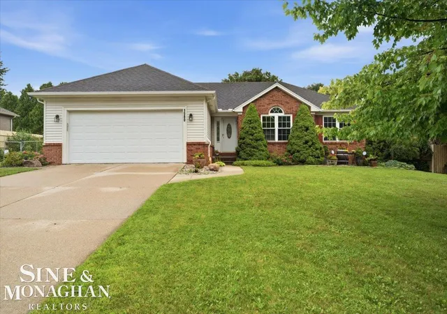 Photo 1 of Sale Pending at 1580 S Delano St, Saint Clair, MI 48079 | MLS# 58050218385 | Listing updated on 2026-08-17