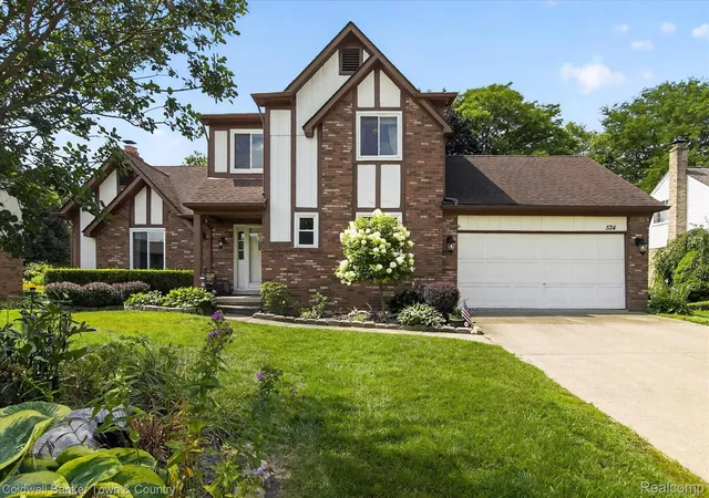 Photo 1 of Single family home for sale at 524 Kentucky Dr, Rochester Hills, MI 48307 | MLS# 20261064254 | Listing updated on 2026-09-12