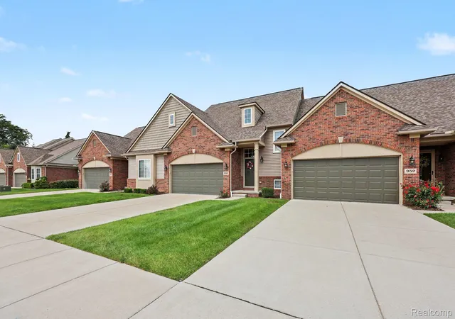 Photo 2 of Condo for sale at 950 Sloane Ct, White Lake, MI 48386 | MLS# 20261064256 | Listing updated on 2026-09-12