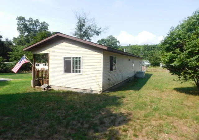 2nd image of 4695 Miramar Ave, Newaygo, MI 49337 | MLS# 72026042413