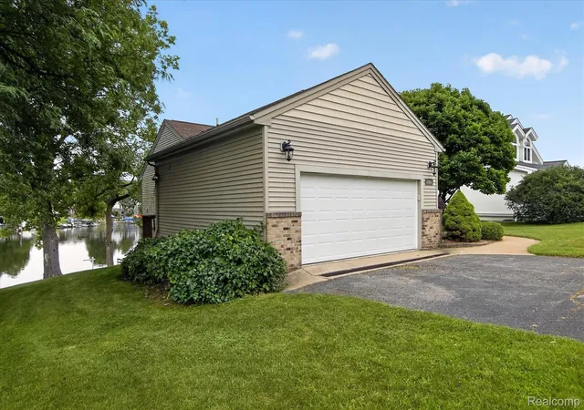 2nd image of 2805 Coral, Brighton, MI 48114 | MLS# 20261064260