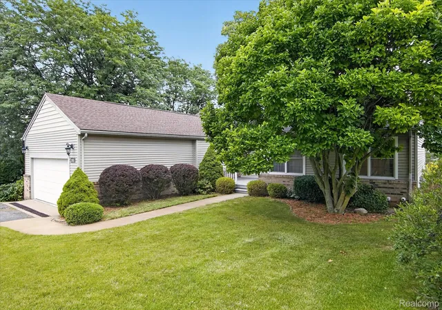 4th image of 2805 Coral, Brighton, MI 48114 | MLS# 20261064260