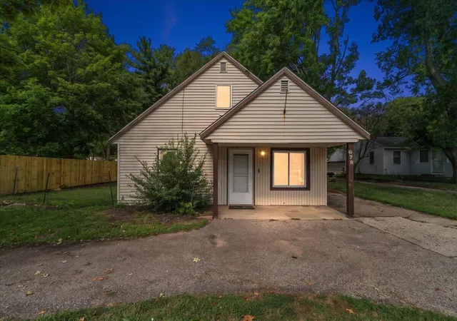 1st image of 678 Butternut Dr, Holland, MI 49424 | MLS# 71026042424