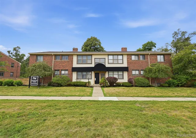 Photo 1 of Condo for sale at 25863 Woodward Ave #103, Royal Oak, MI 48067 | MLS# 20261064268 | Listing updated on 2026-08-17