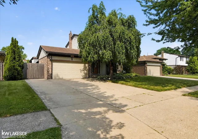 Photo 1 of Sale Pending at 36847 Lodge Dr, Sterling Heights, MI 48312 | MLS# 58050218394 | Listing updated on 2026-09-08