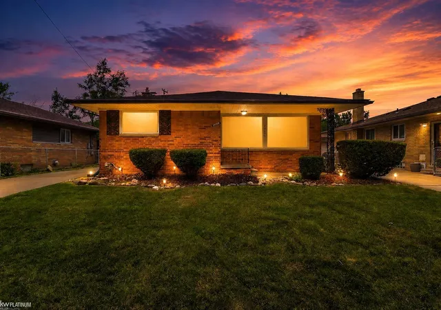 Photo 1 of Sale Pending at 24509 Wood St, Saint Clair Shores, MI 48080 | MLS# 58050218395 | Listing updated on 2026-09-10