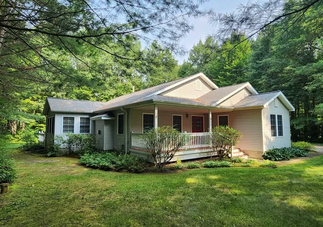 1st image of 877 Golf Side Dr, Kalkaska, MI 49646 | MLS# 78080072285
