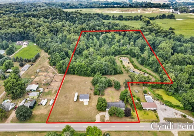 35th image of 4144 30th, Dorr, MI 49323 | MLS# 65026042435