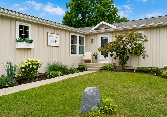 2nd image of 4144 13 Mile Rd Ne, Rockford, MI 49341 | MLS# 65026042433