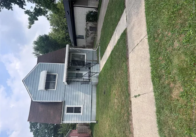 Photo 1 of Single family home for sale at 5984 Robindale Ave, Dearborn Heights, MI 48127 | MLS# 20261064286 | Listing updated on 2026-09-18