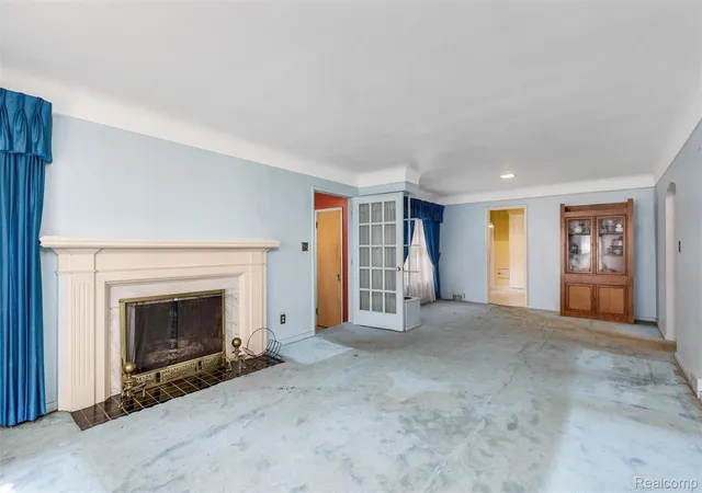 Photo 4 of Single family home for sale at 15160 Warwick St, Detroit, MI 48223 | MLS# 20261064292 | Listing updated on 2026-10-07