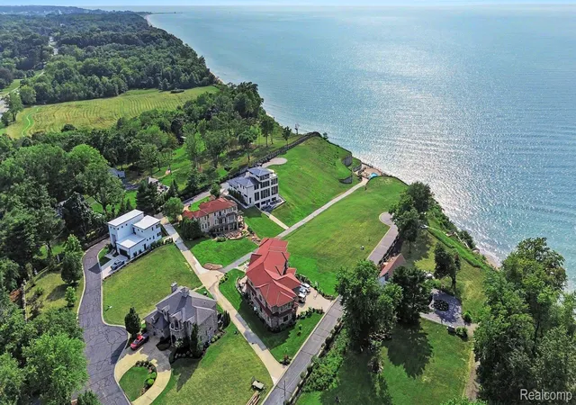 Photo 3 of Land for sale at 615 Sul Lago S, Benton Harbor, MI 49022 | MLS# 20261064293 | Listing updated on 2026-09-04